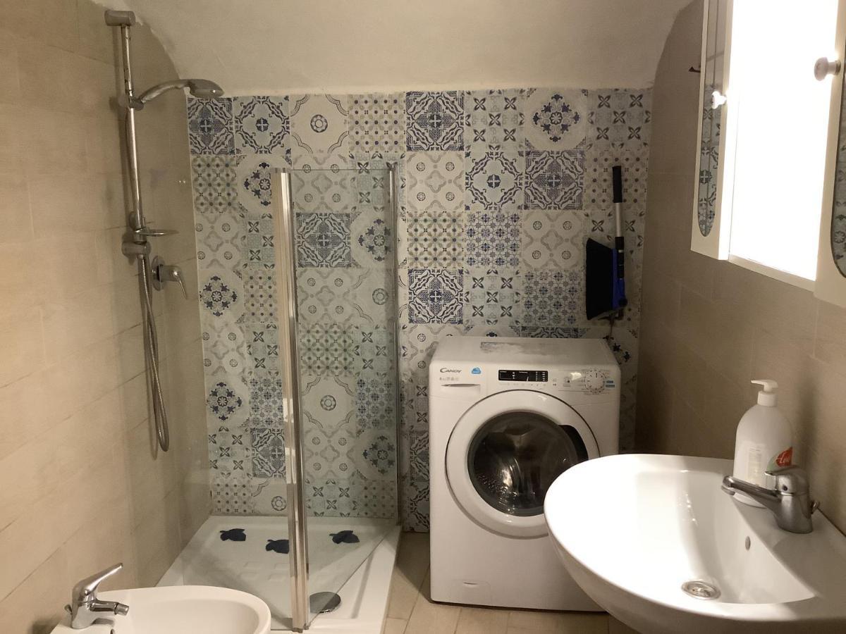 Tinnyhouse Napoli Bagian luar foto