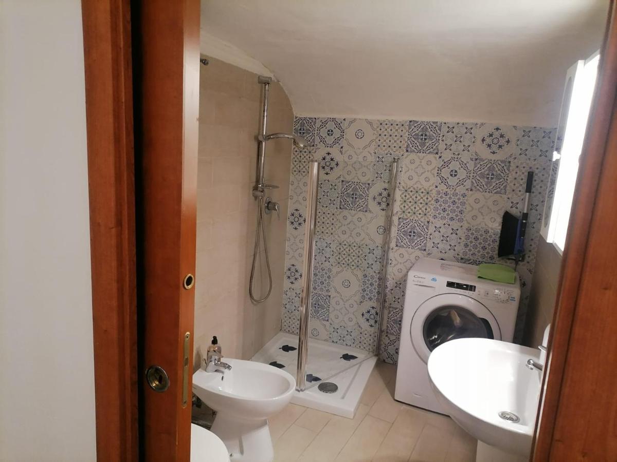 Tinnyhouse Napoli Bagian luar foto